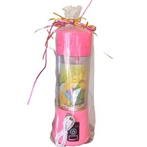 - Portable Juice Blender